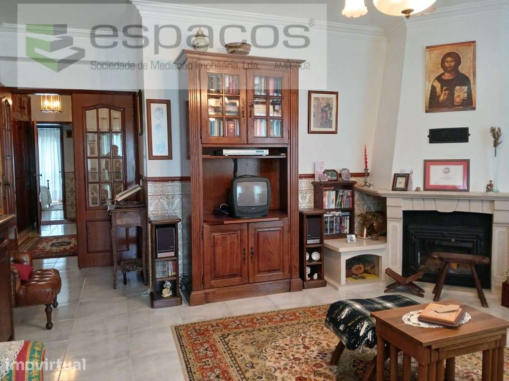 t2 com garagem, Castelo Branco - Grande imagem: 2/17