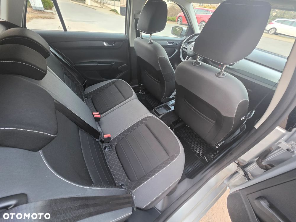 Skoda Fabia 1.0 TSI Ambition - 12