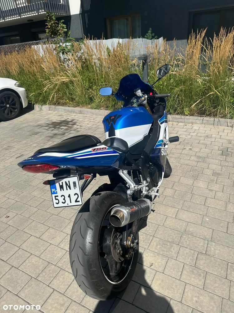 Suzuki GSX-R - 5