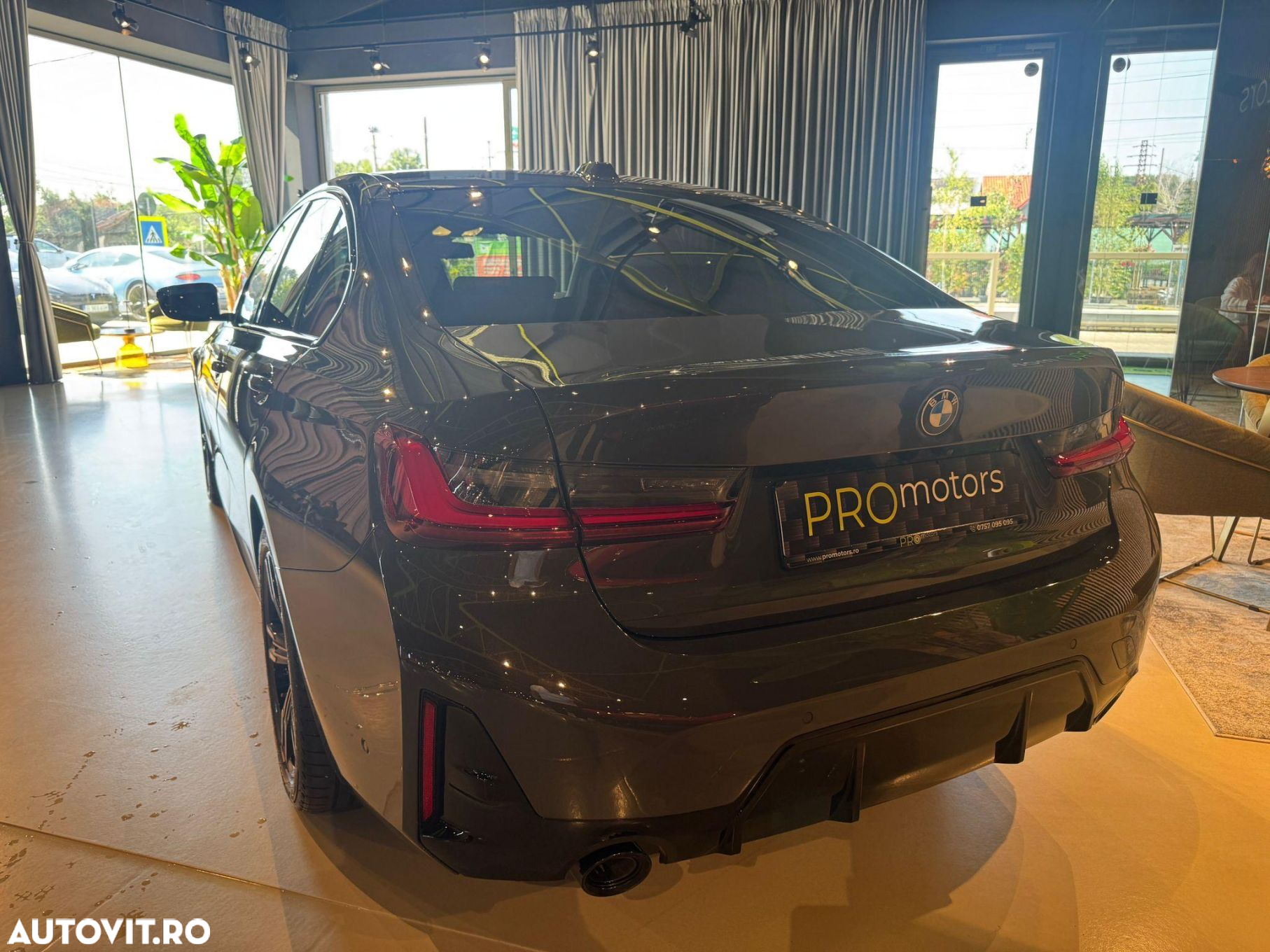 BMW Seria 3 320d xDrive Aut. M Sport - 6