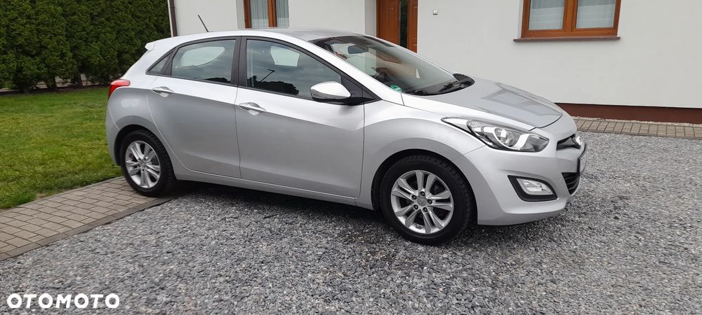 Hyundai i30 i30cw 1.4 Fifa World Cup Edition - 13