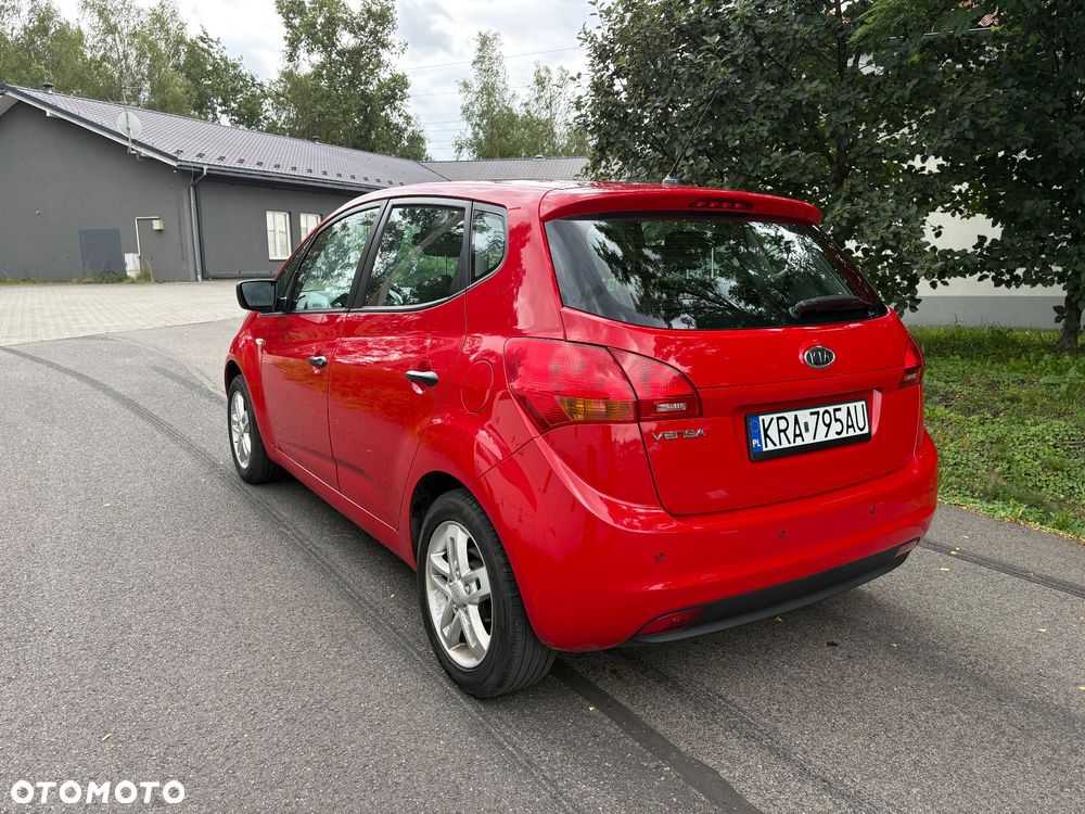 Kia Venga 1.4 M - 12