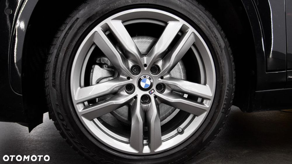 BMW X1 xDrive20i M Sport - 11