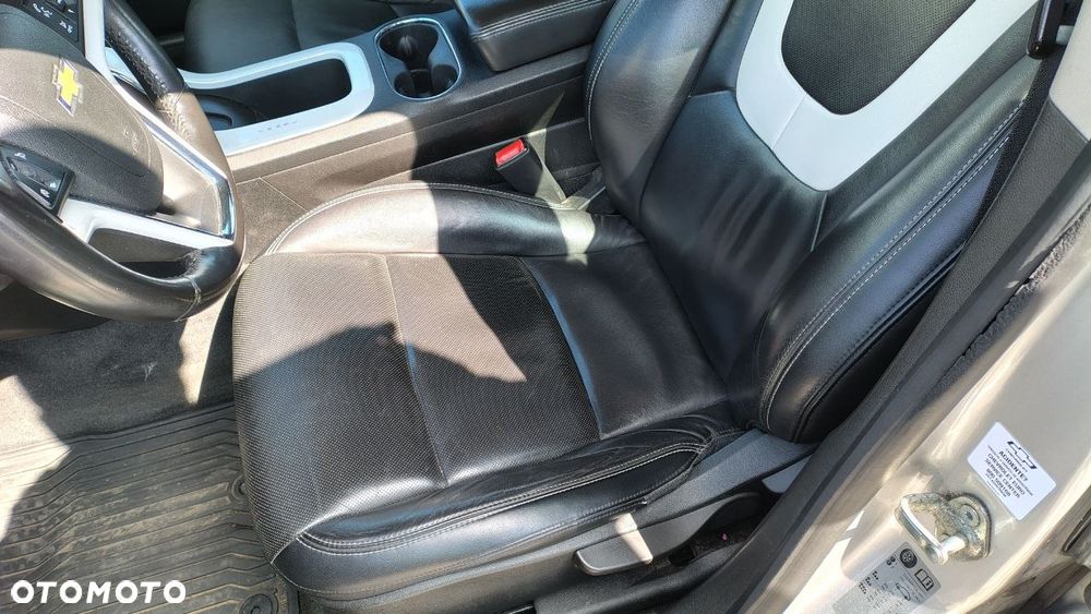 Chevrolet Volt Exclusive - 16