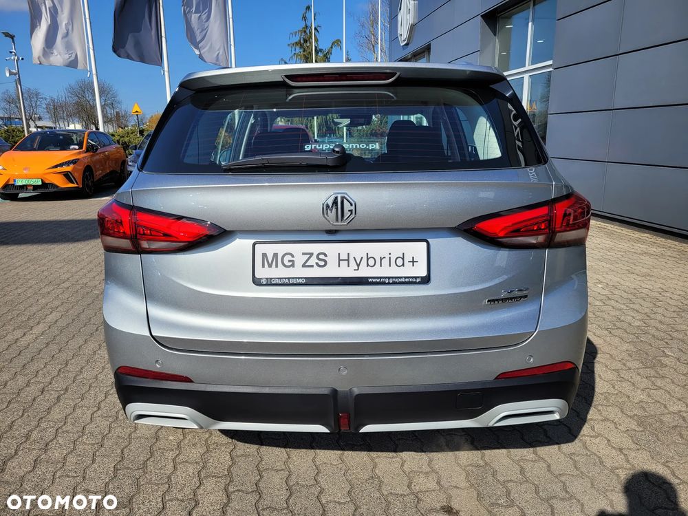 MG ZS Hybrid+ - 3