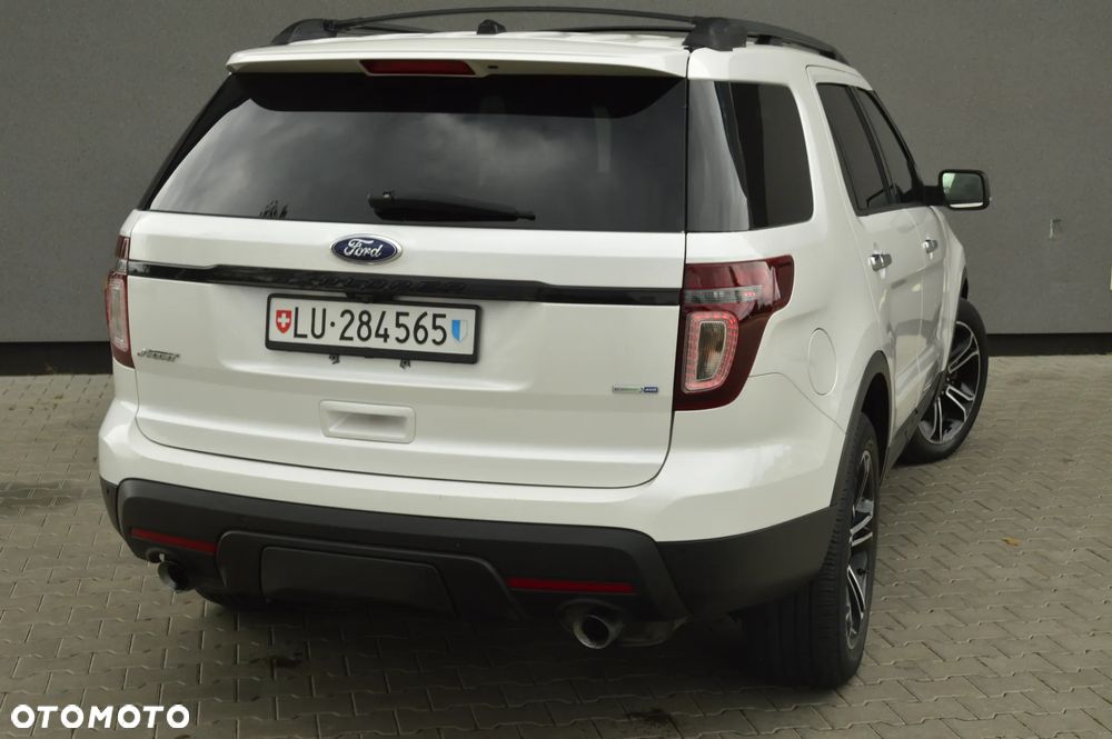 Ford Explorer 4.6 4WD - 40