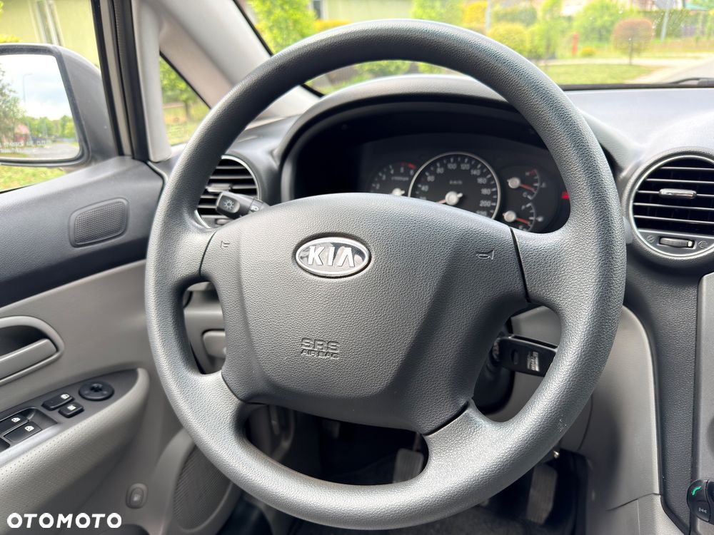 Kia Carens 1.7 CRDi 115 Fifa World Cup Edition - 36