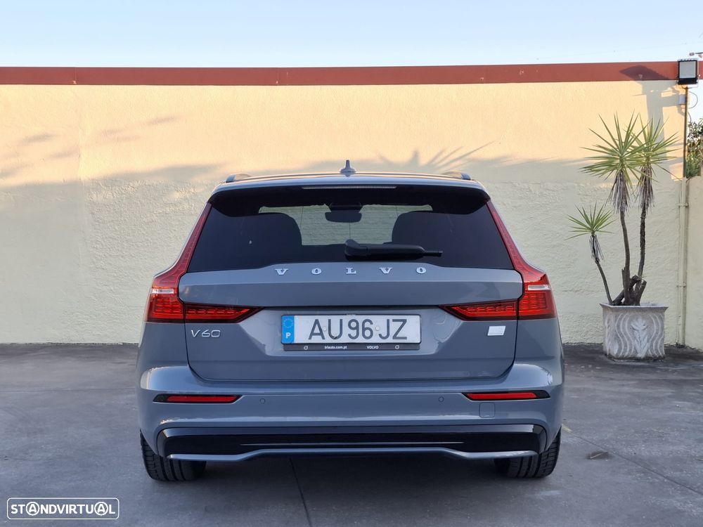 Volvo V60 2.0 T6 AWD TE R-Design - 18