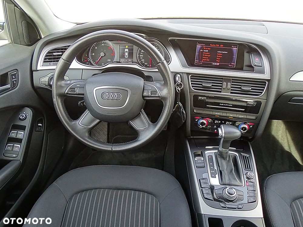 Audi A4 Limousine - 29