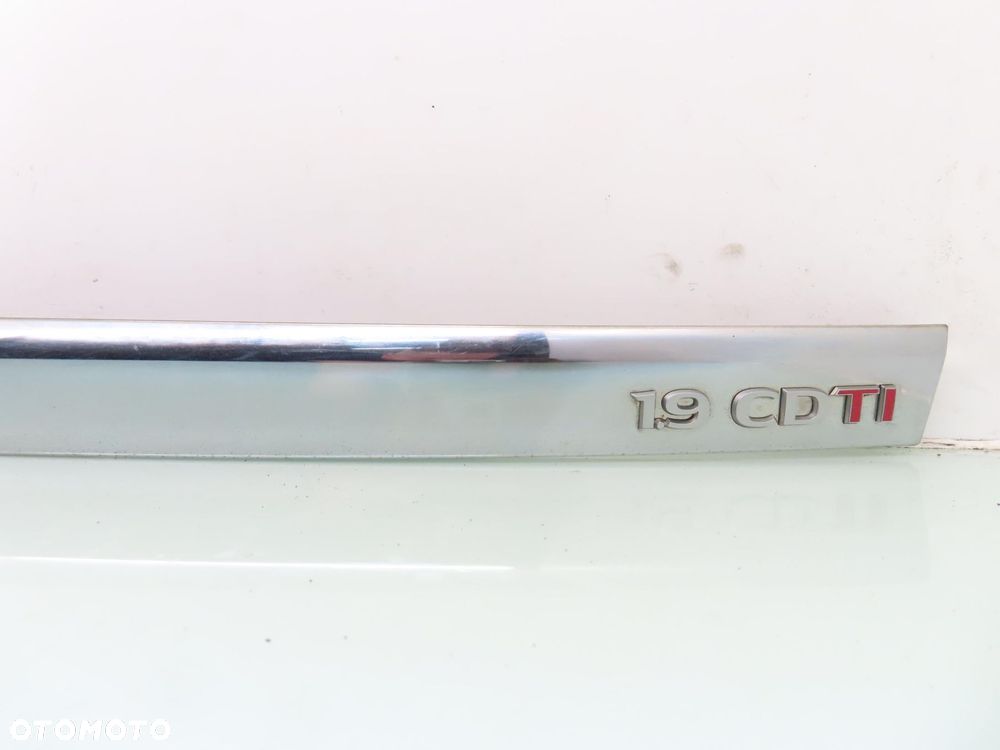 BLENDA KLAPY OPEL ZAFIRA B 13137862 - 5