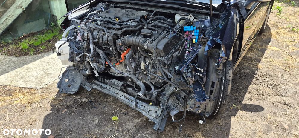 Toyota Camry 2.5 Hybrid Dynamic Force Prestige e-CVT - 16