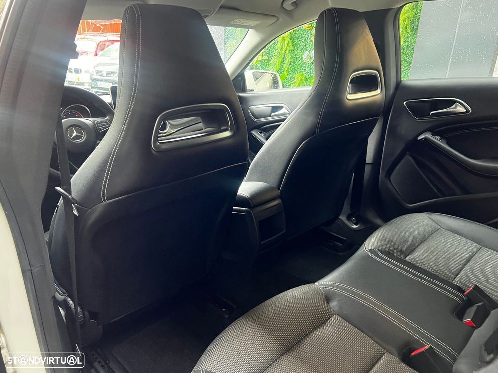 Mercedes-Benz CLA 180 d Shooting Brake Aut. - 11