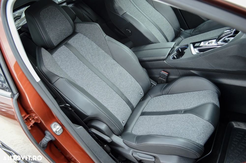 Peugeot 3008 1.5 BlueHDI 130 S&S EAT8 Allure - 31