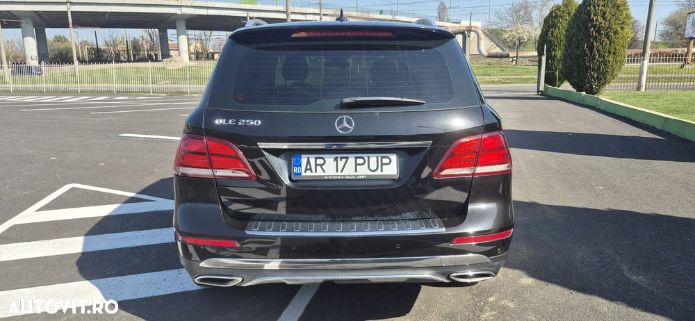 Mercedes-Benz GLE - 24