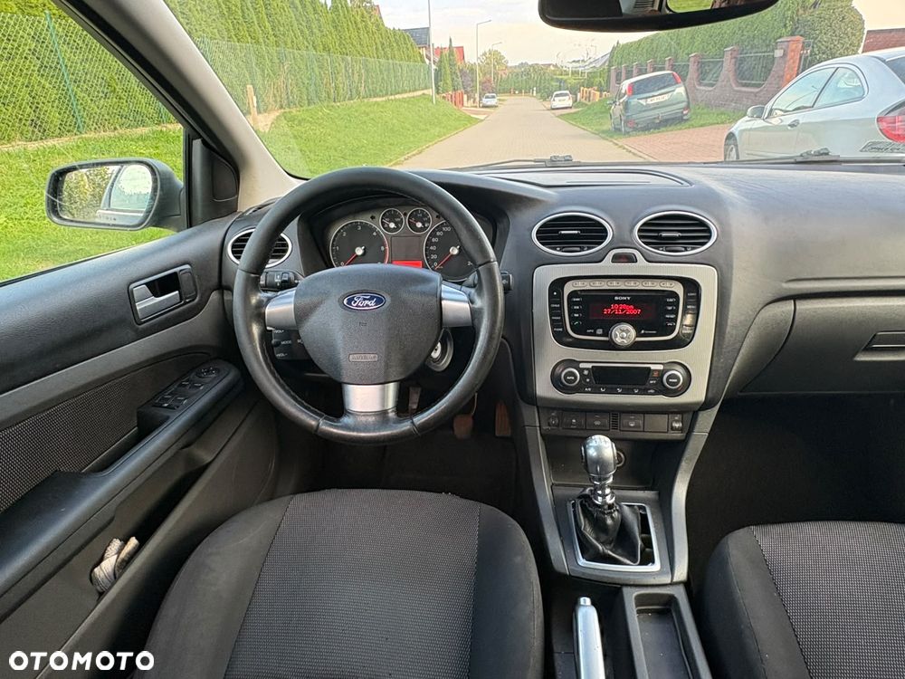 Ford Focus - 21