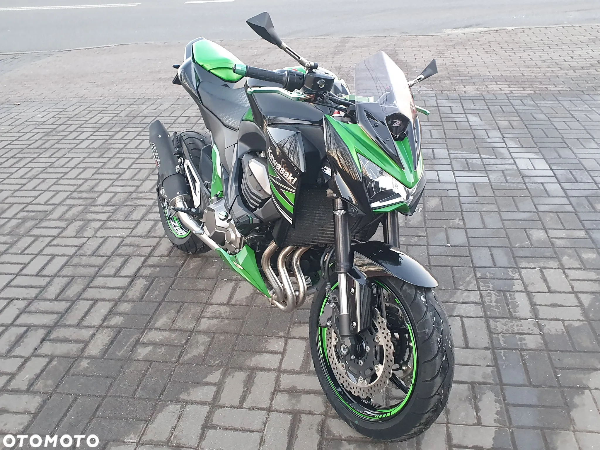 Kawasaki Z - 8