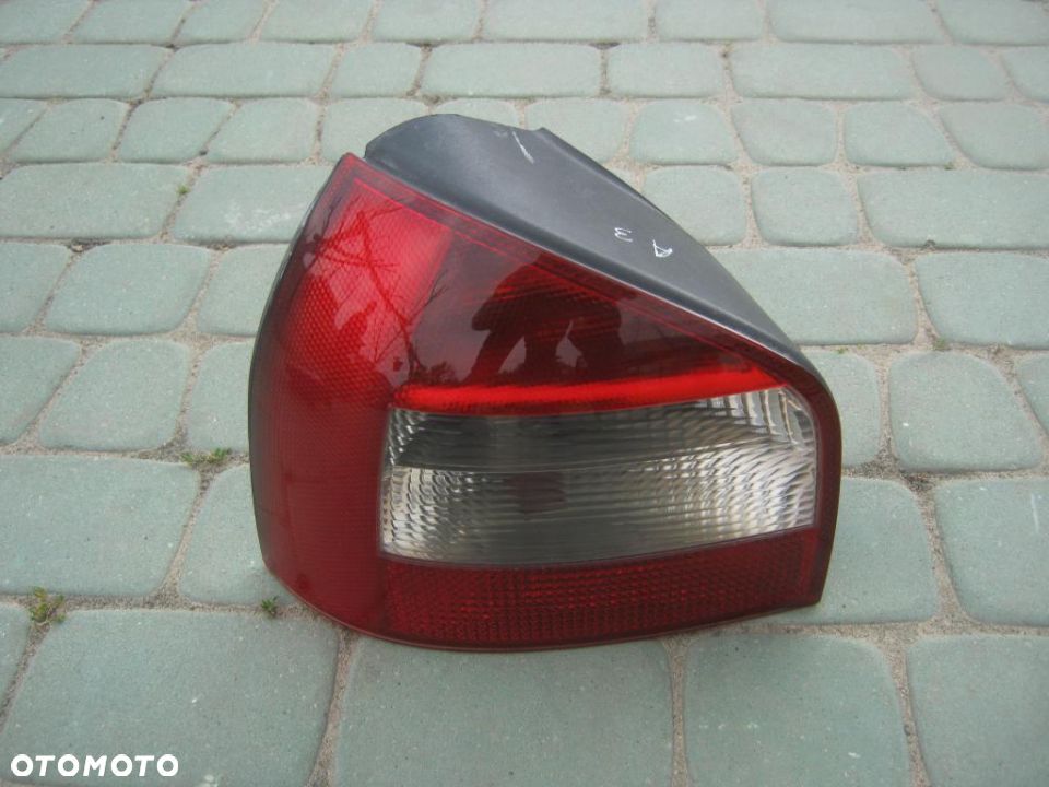 lampa tył a3 8l lift lewa - 1