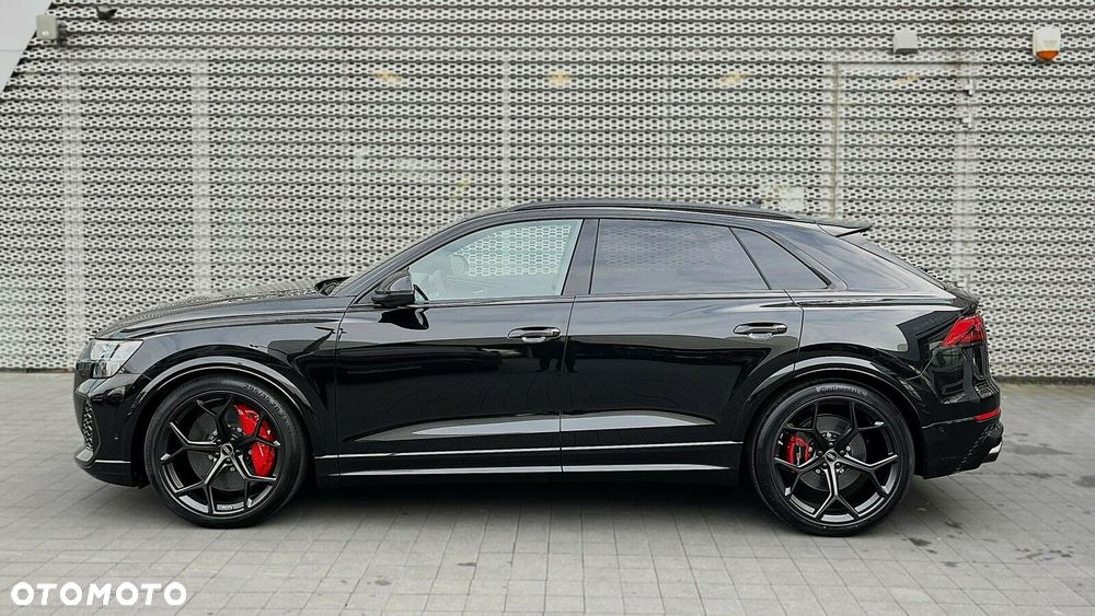 Audi RS Q8 - 2