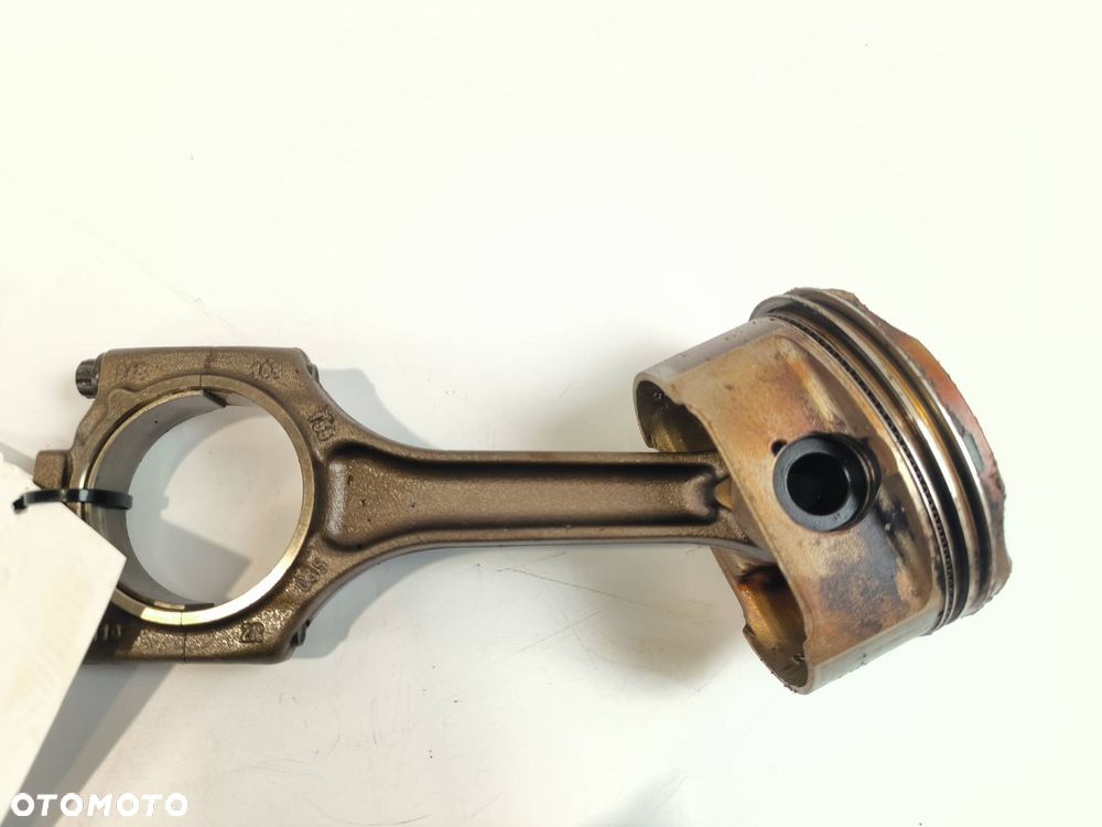 TŁOK PORSCHE CAYENNE I 9PA 93L32 - 2