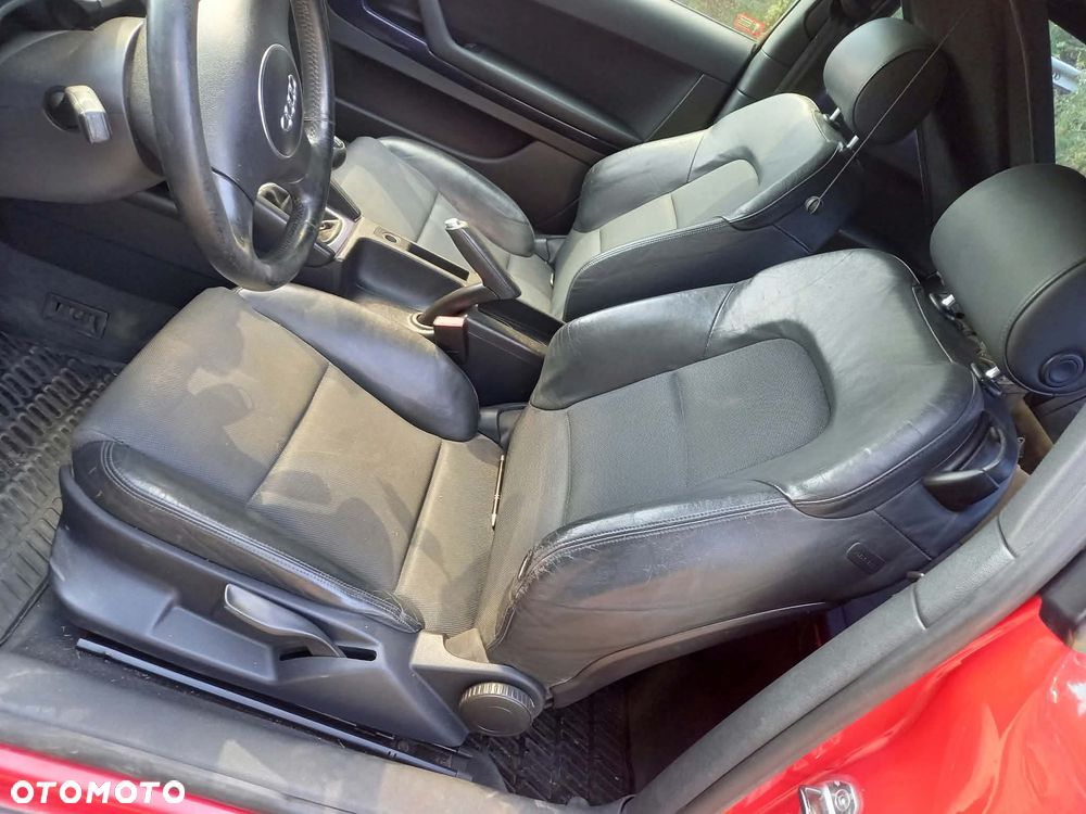 Części do Audi A3 8P 3-drzwi 2.0 FSi benzyna 2004r. silnik skrzynia drzwi maska klapa - 5