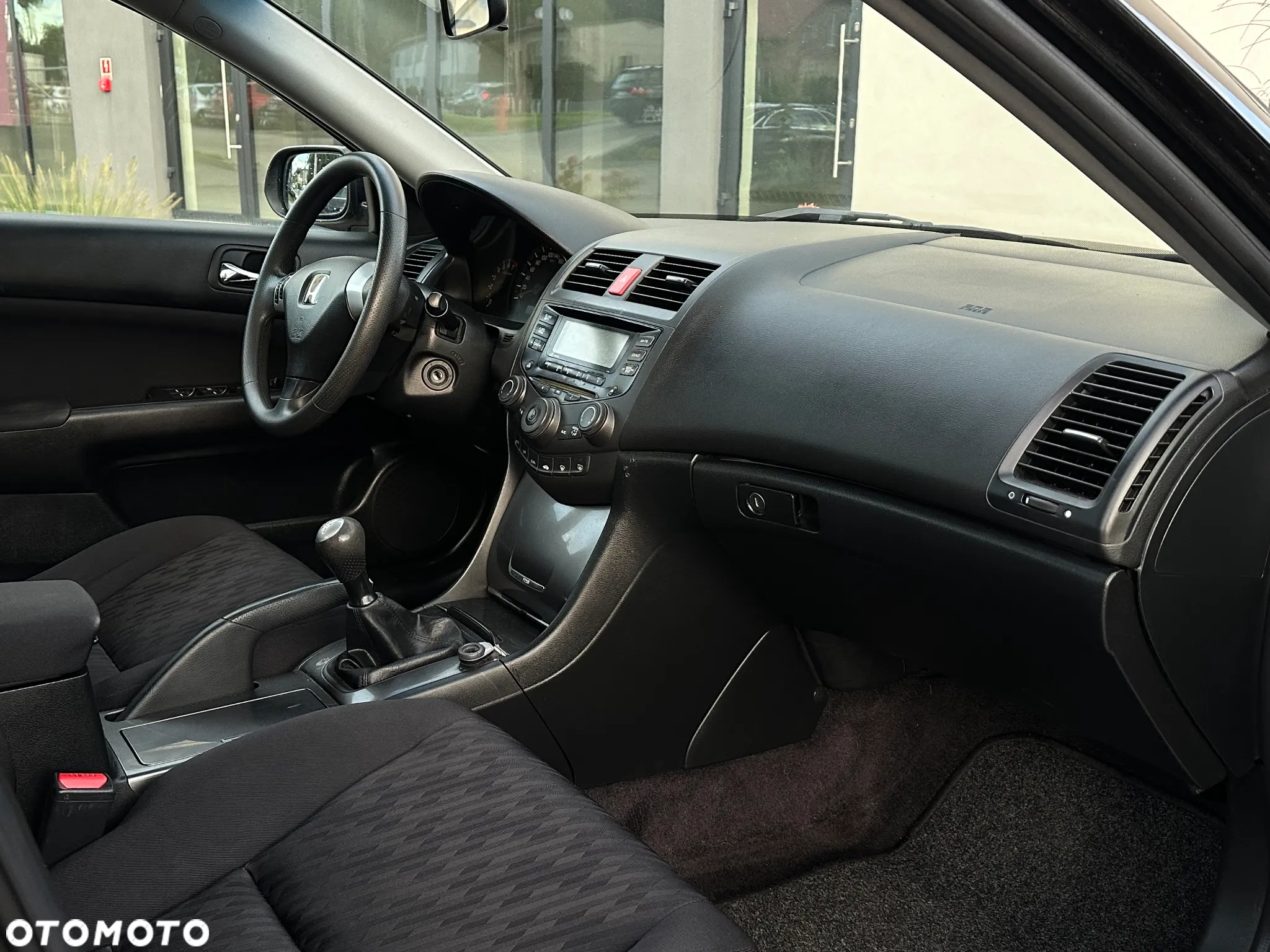 Honda Accord 2.0 Comfort - 9