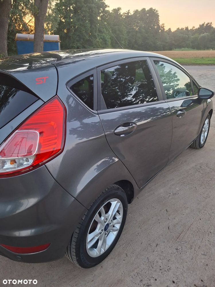 Ford Fiesta - 18