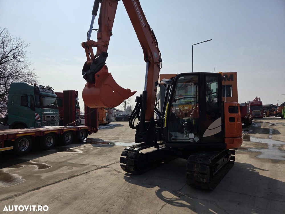 Hitachi ZX85, 2021, 4.054h, LAMA nivilare, CUPLA RAPIDA HIDRAULICA+2 CUPE EXCAVARE NOI+CUPA TALUZ NEINCILNABILA noua, senile pad cauciuc 80% ok, inst picon, Aer cond, camera spate, ridica 4t, revizia facuta, posibilitate leasing 4 ani-PROMOTIE 56.900 EUR+Tva - 20