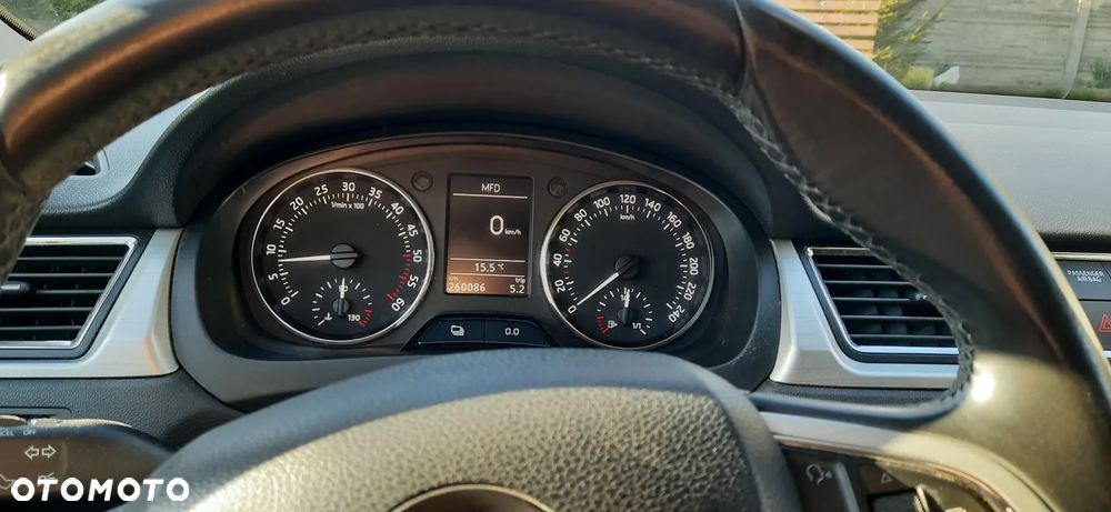 Skoda RAPID 1.6 TDI DPF Elegance - 5