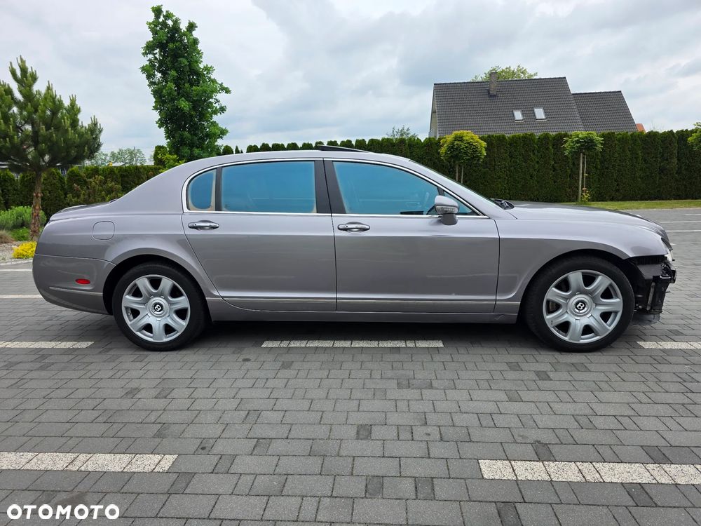 Bentley Flying Spur - 38