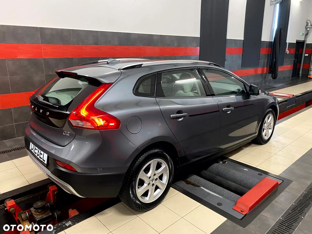 Volvo V40 Cross Country D2 Drive-E Dynamic Edition - 11