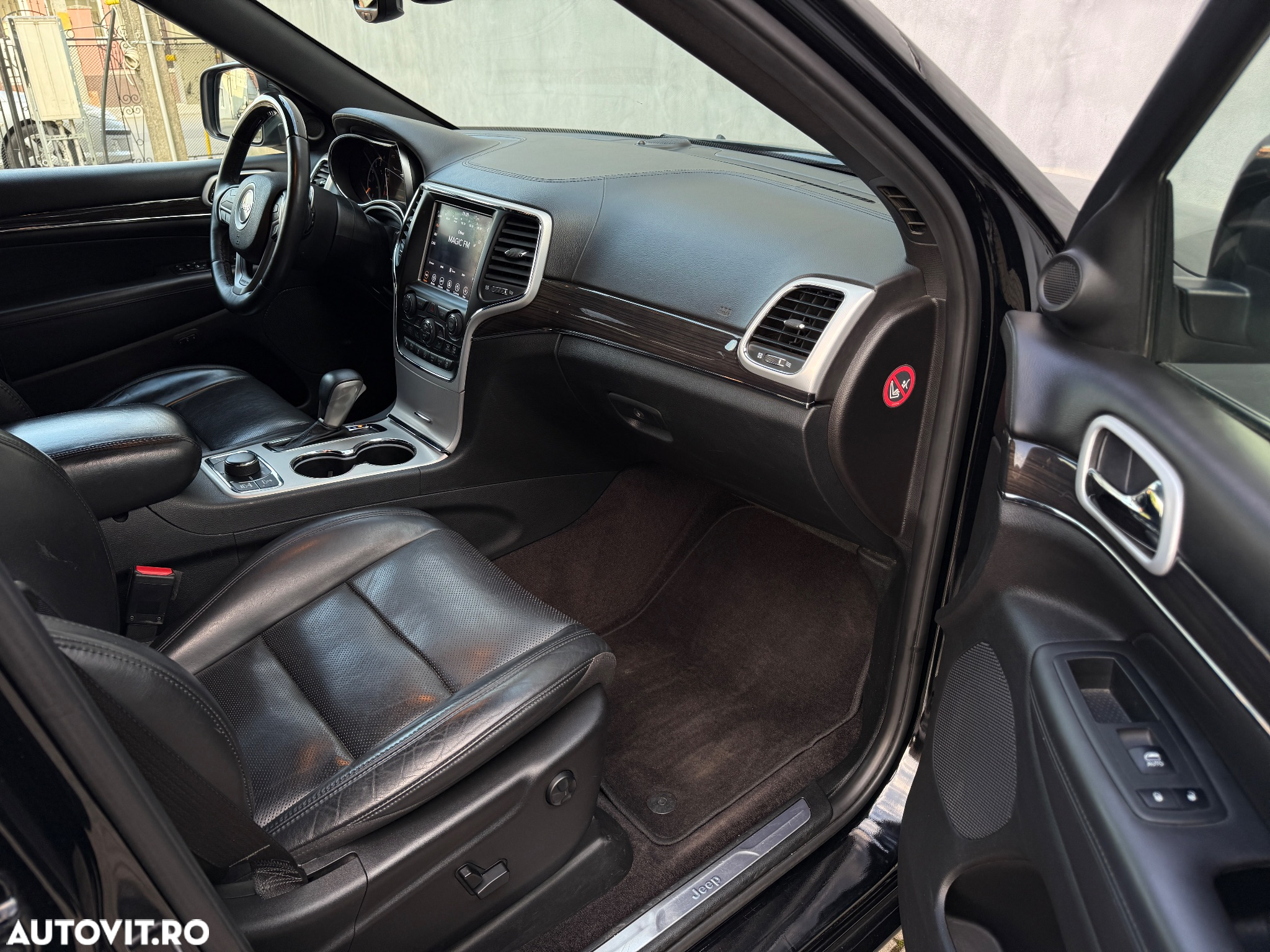 Jeep Grand Cherokee 3.0 TD AT Overland - 34