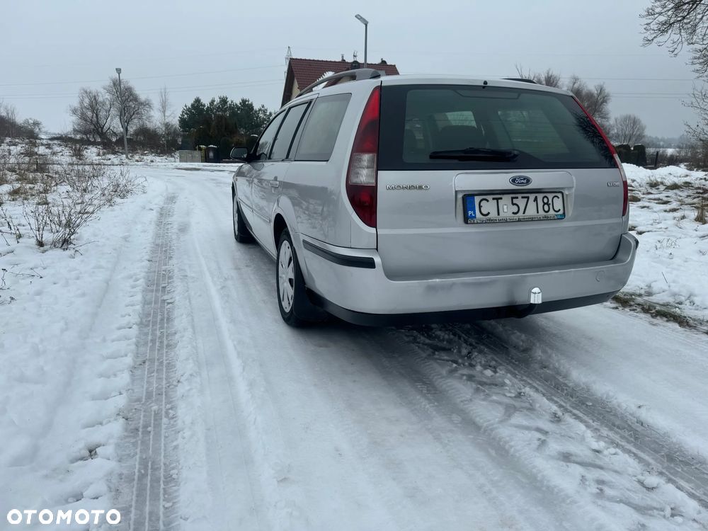 Ford Mondeo 2.0 TDCi Ghia - 7