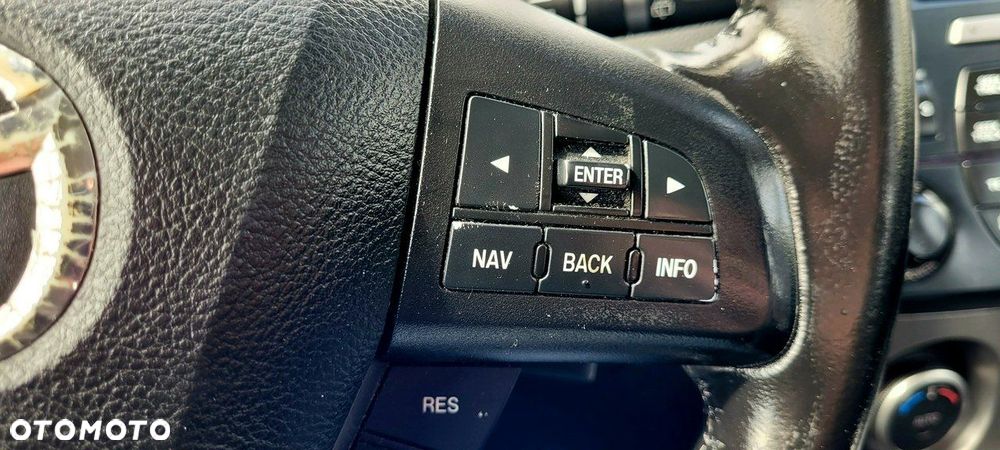 Mazda 3 1.6 CD Exclusive + - 9