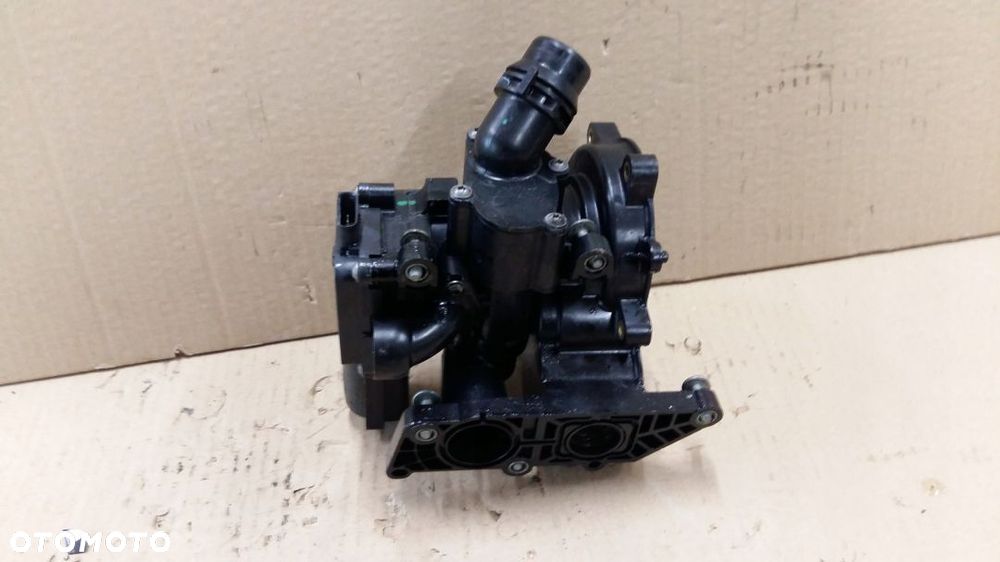 TERMOSTAT 06L121111J WODY AUDI VW SEAT SKODA 06L121111H - 2