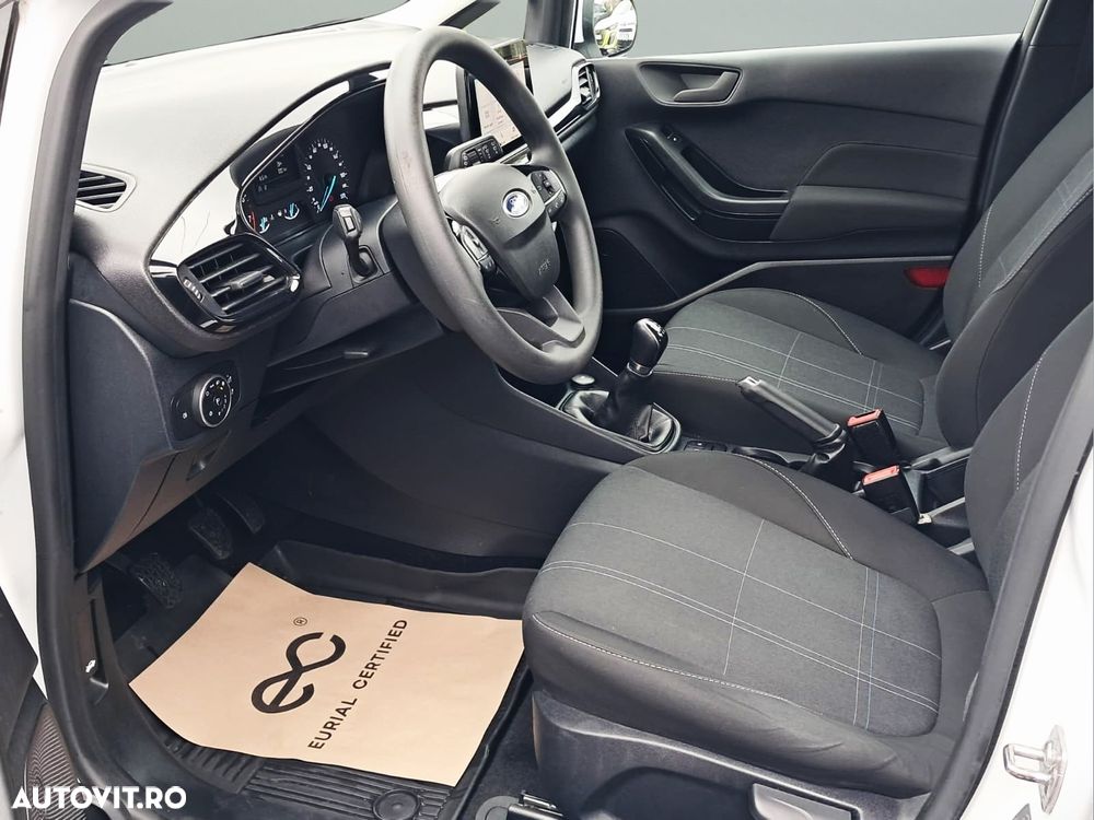 Ford Fiesta 1.1 Trend Connected - 9