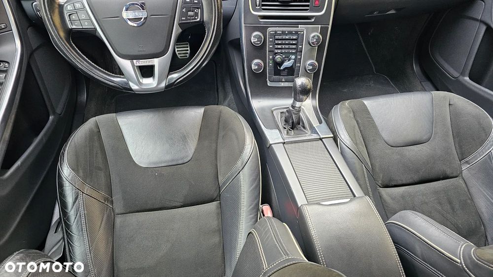 Volvo S60 T3 R-Design Summum - 35