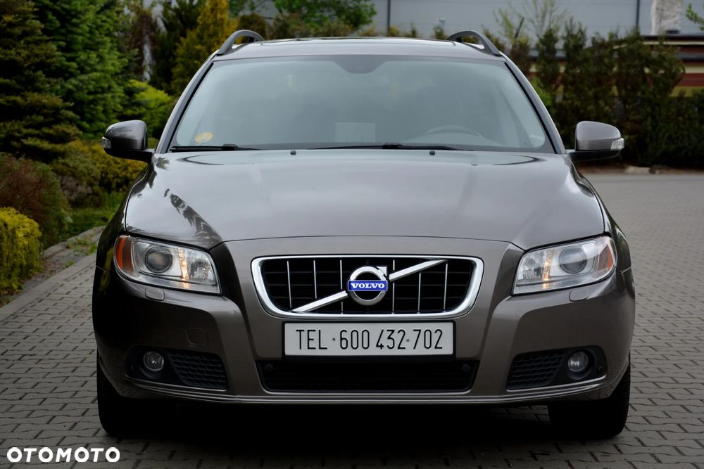 Volvo V70 2.0D Momentum - 20