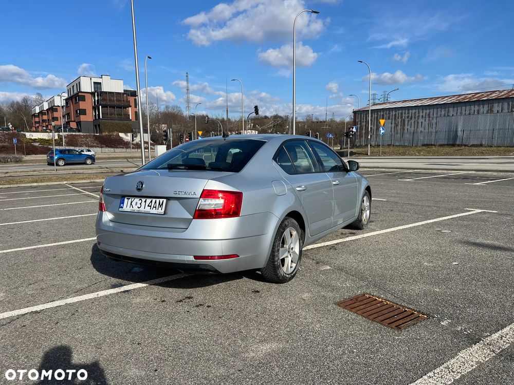 Skoda Octavia - 3