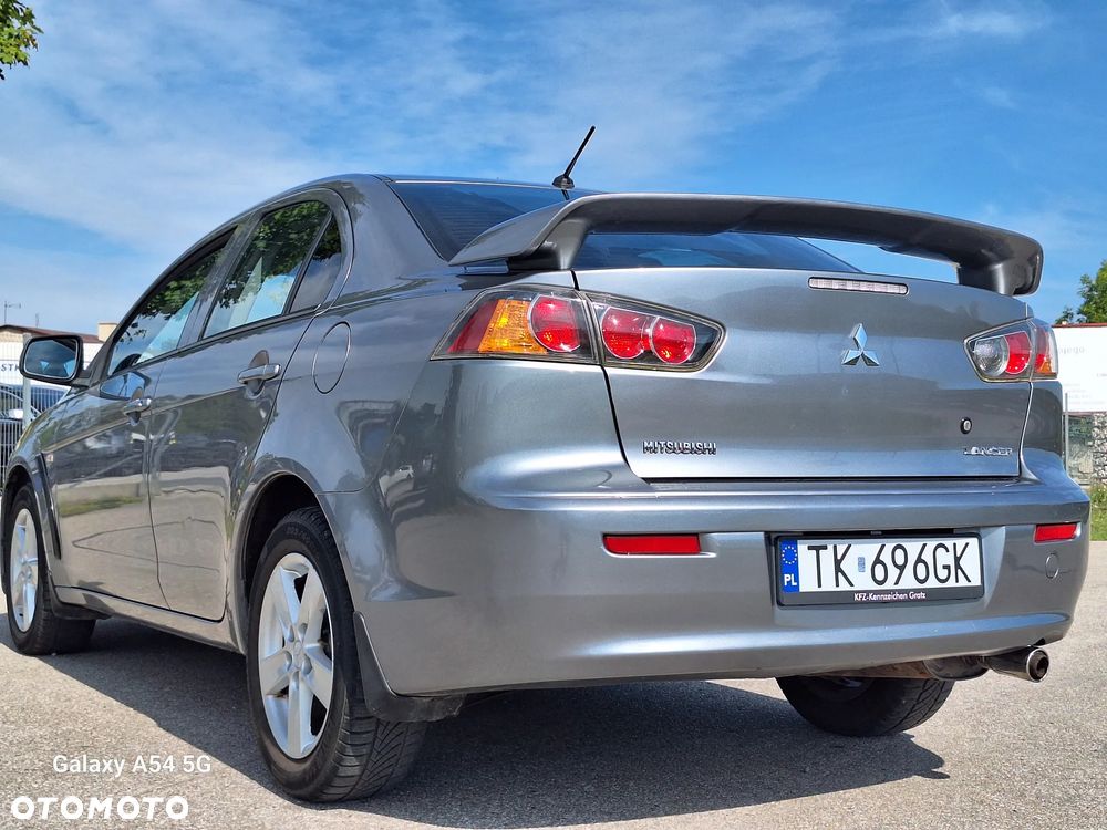 Mitsubishi Lancer - 7