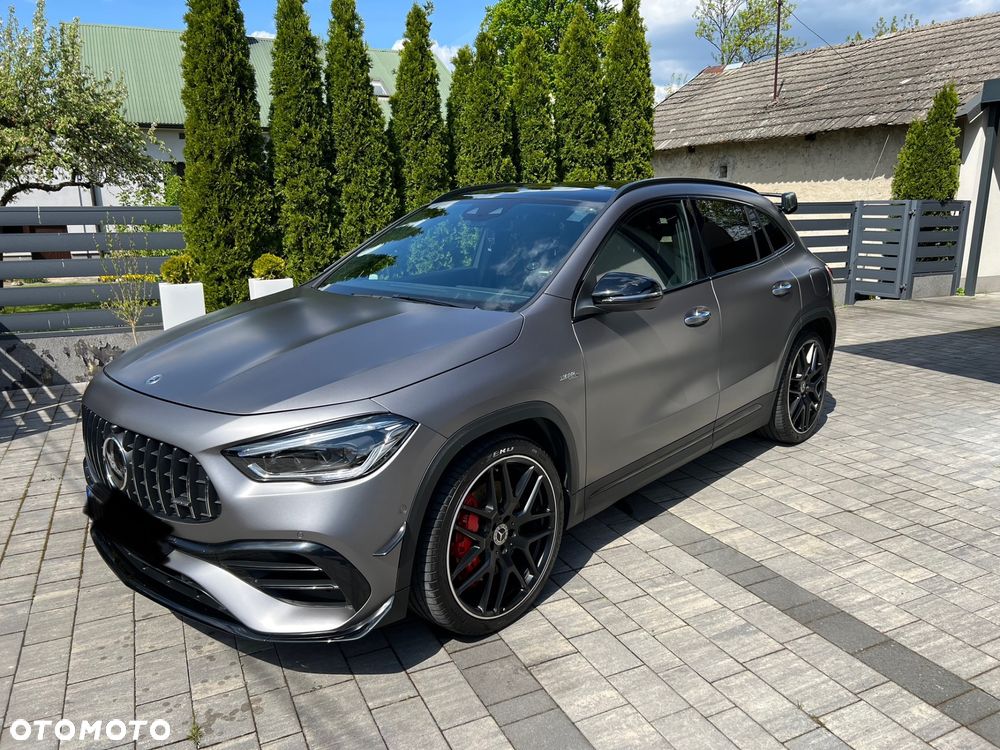 Mercedes-Benz GLA AMG 45 S 4-Matic+ - 4