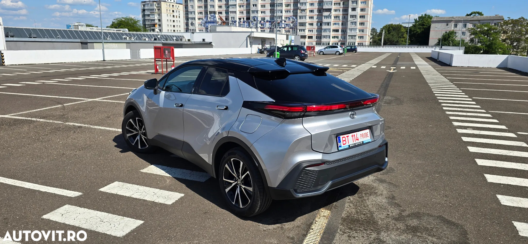 Toyota C-HR 1.8 Hybrid Team Deutschland - 4