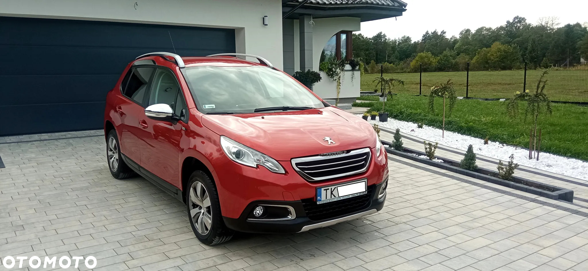 Peugeot 2008 1.2 Pure Tech Style S&S - 8