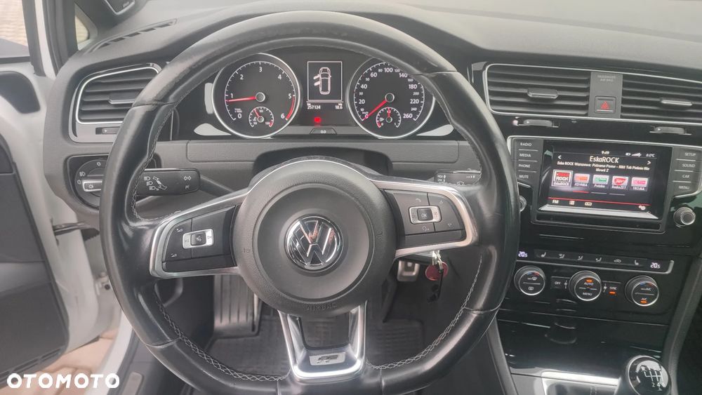 Volkswagen Golf 2.0 TDI (BlueMotion Technology) Highline - 6