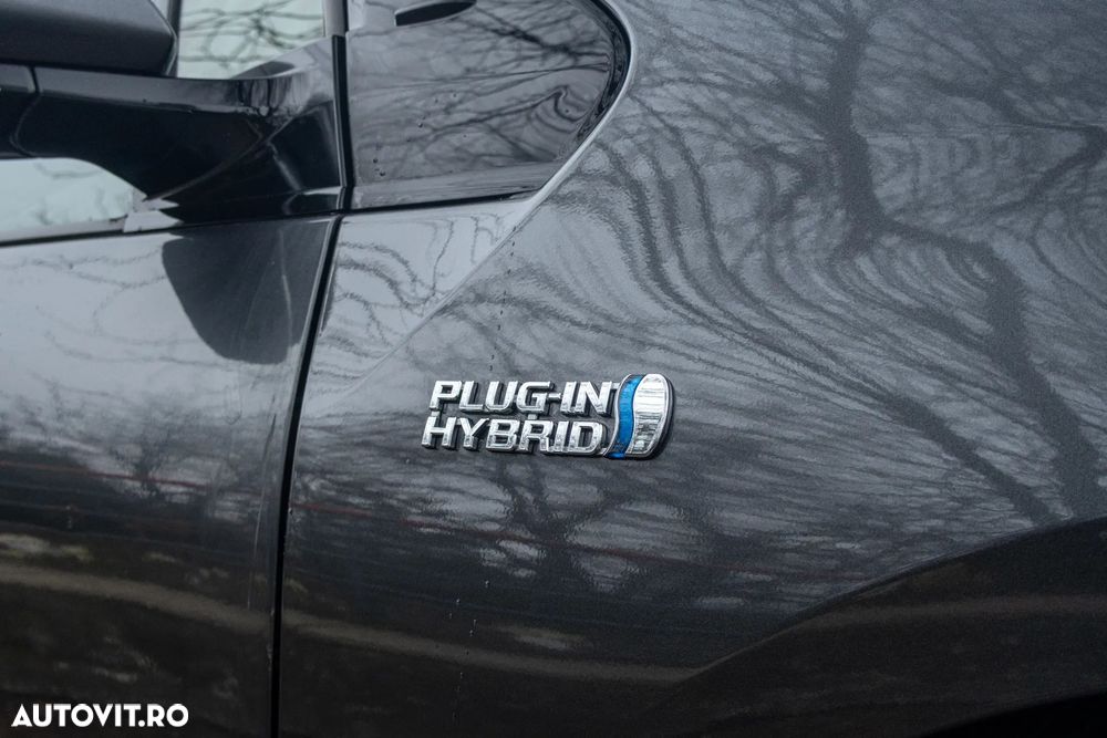 Toyota Prius - 8