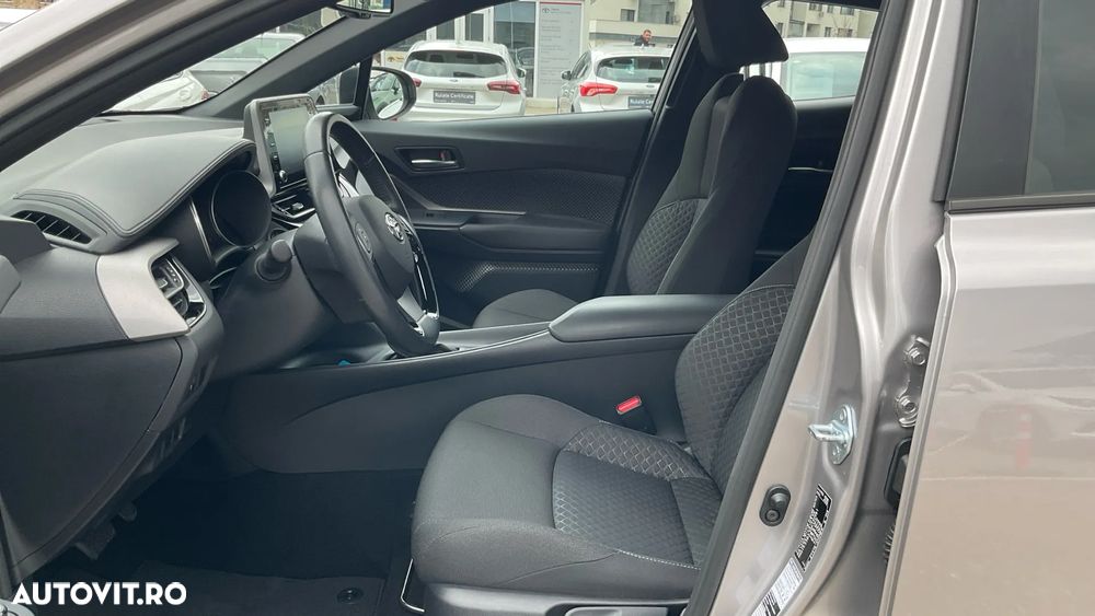 Toyota C-HR 1.8 HSD 122 CP 4x2 CVT Core - 13