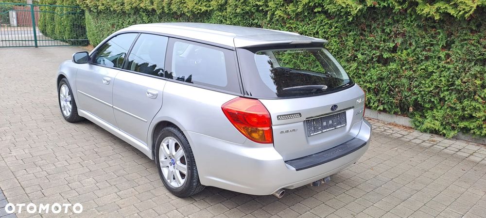 Subaru Legacy 2.0R Trend - 3