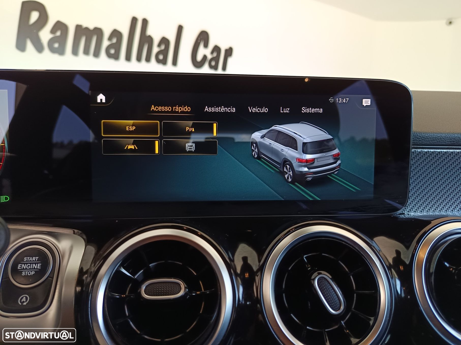 Mercedes-Benz GLB 200 d AMG Line - 25