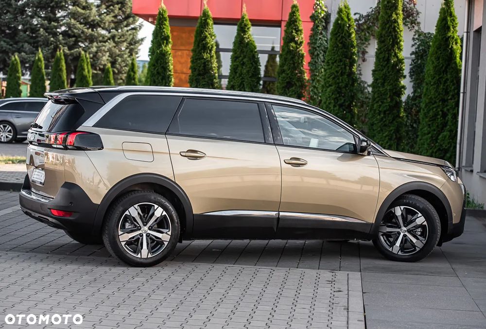 Peugeot 5008 1.6 THP Allure S&S EAT6 - 17