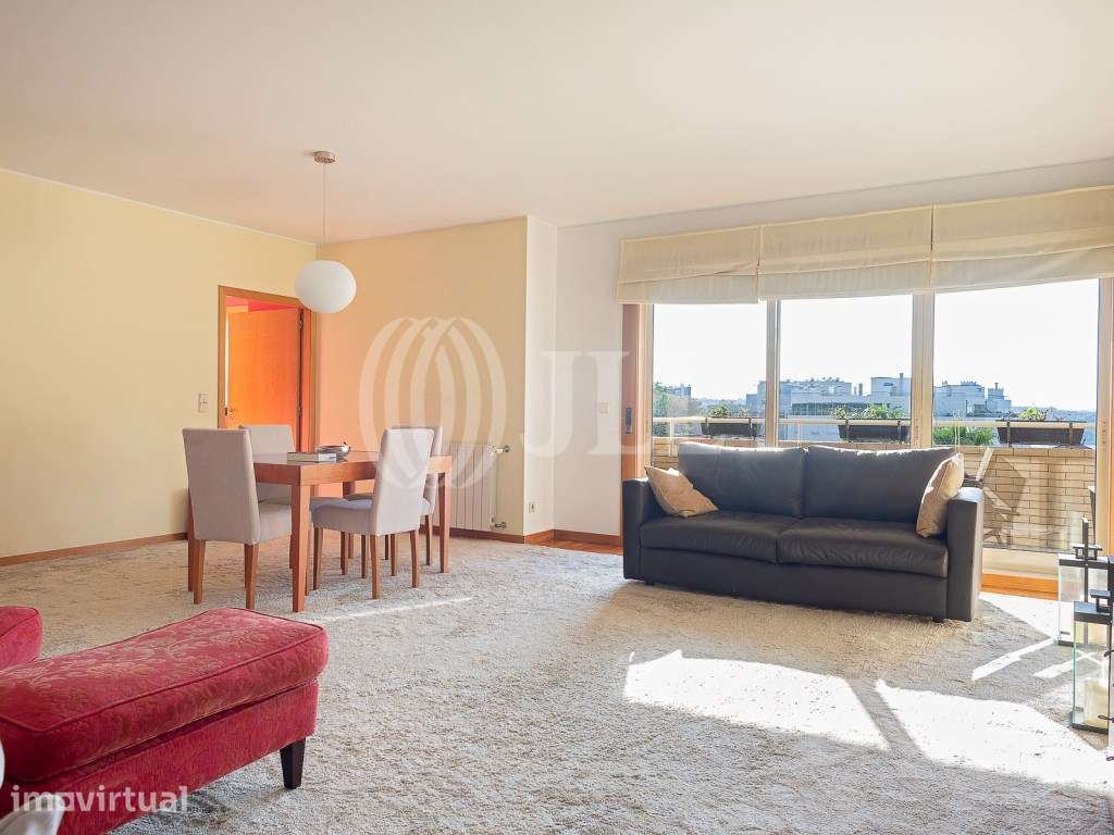 Apartamento T3 com vista mar, na Foz, Porto - Grande imagem: 4/32