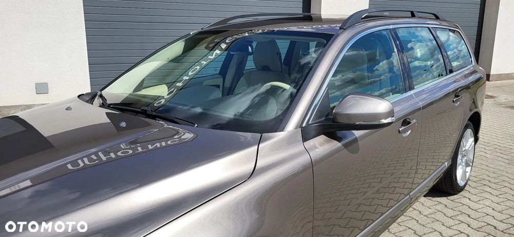 Volvo V70 D5 Geartronic Momentum - 8
